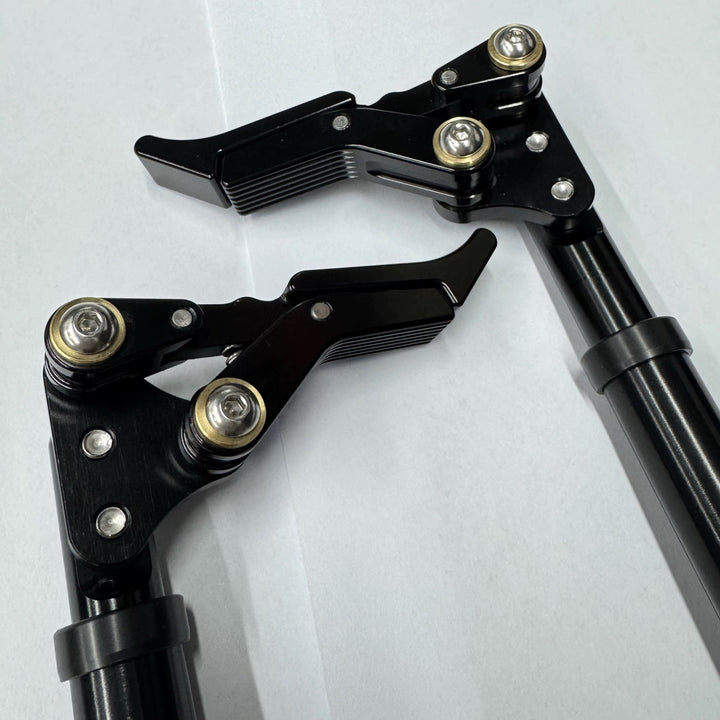 Adjustable wheelchair scissor brakes